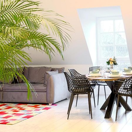 Hama Design Homes Липщат Екстериор снимка